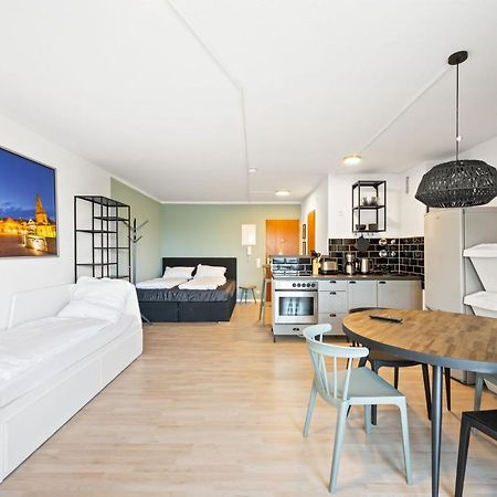 Sali Homes - Fewo Bluehendes Barock Ludwigsburg Exterior foto