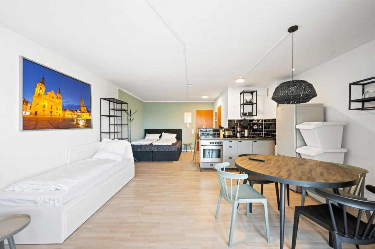 Sali Homes - Fewo Bluehendes Barock Ludwigsburg Exterior foto